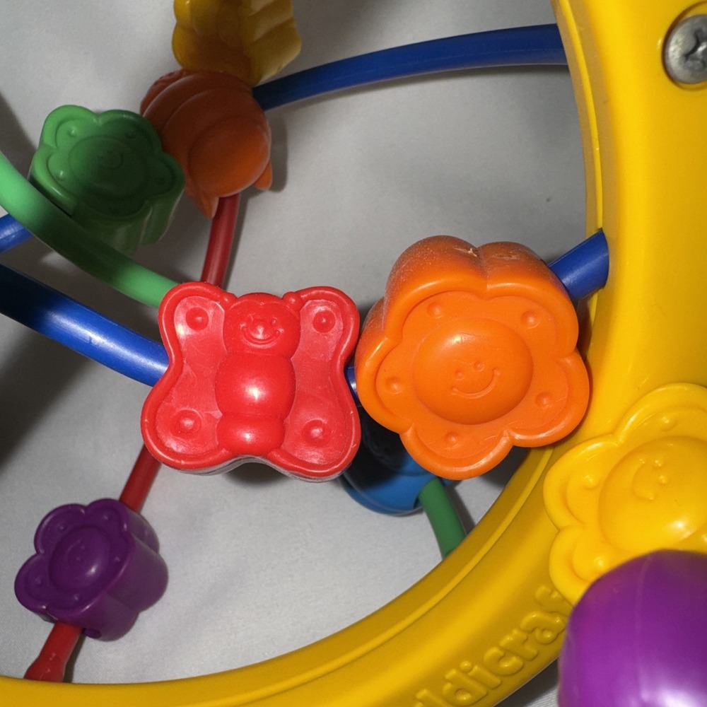 Kiddicraft Bead Ball Puzzle Ball Baby Toy Bright Colors Vintage Plastic Learning - Picture 6 of 9